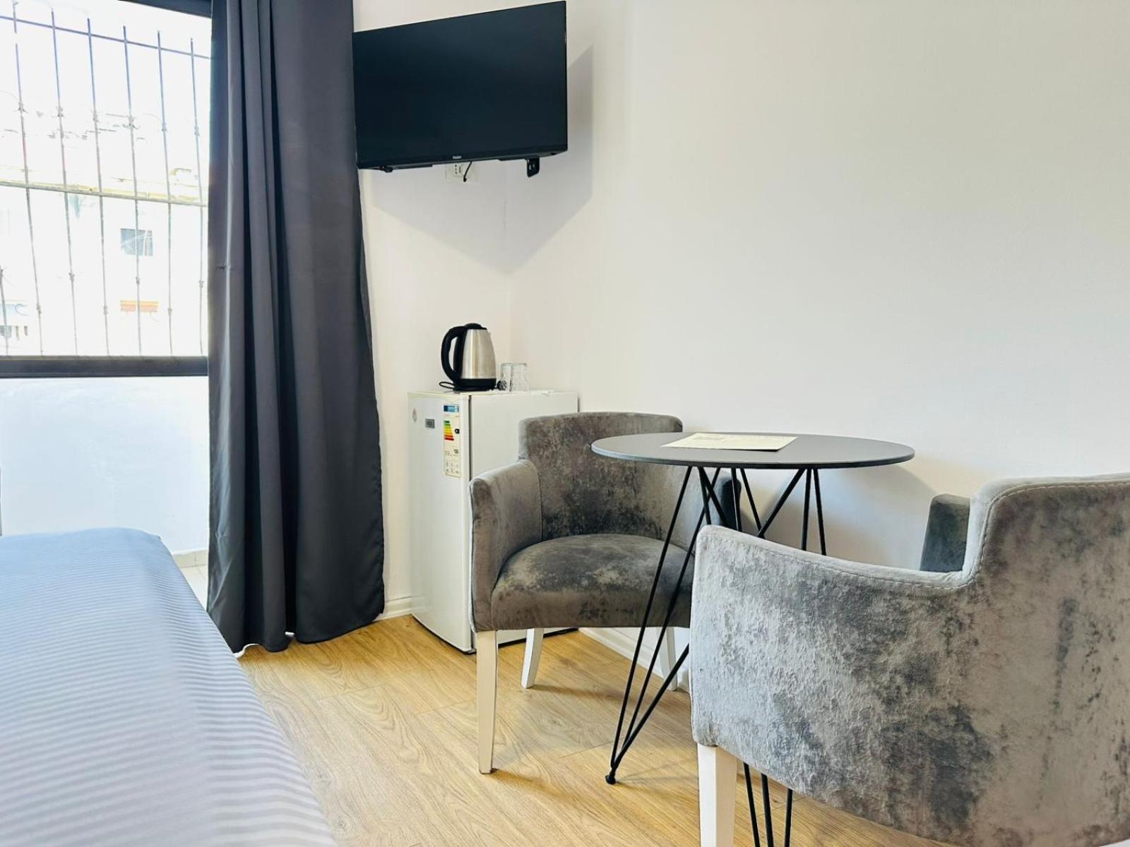 Sela Rent- And Apartment *